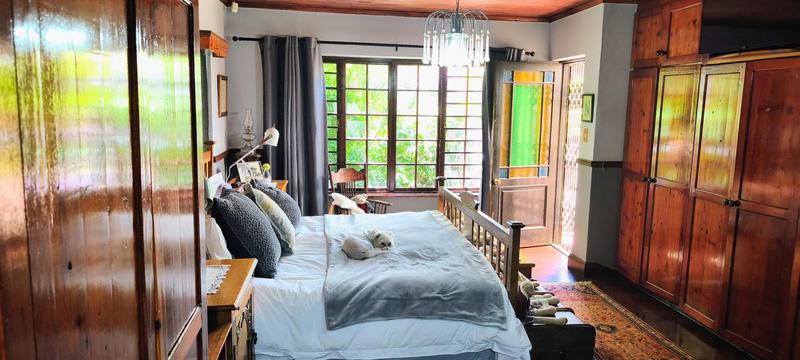 6 Bedroom Property for Sale in Kraaibosch Western Cape